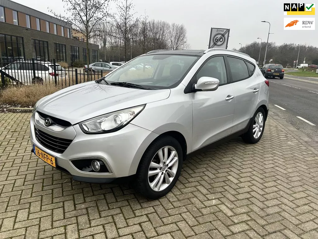 Hyundai Ix35 2.0i i-Catcher AUTOMAAT! LEDER NAVI CAMERA! PANORAMA!
