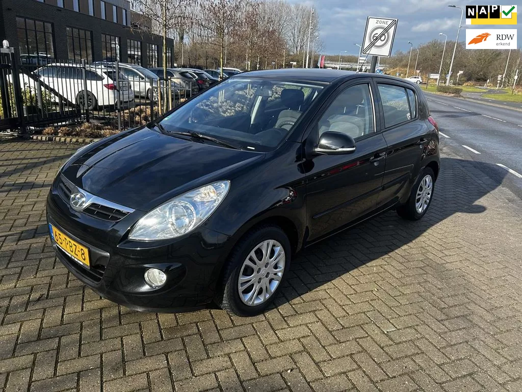 Hyundai I20 1.4i i-Motion 2011! AUTOMAAT! Airco! Nette auto! NWE APK1