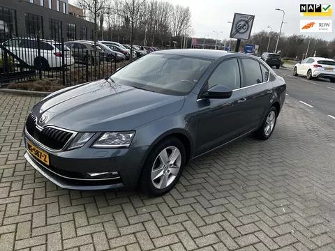 Skoda Octavia 1.0 TSI Greentech Style Business 2017! AUTOMAAT! LED!NAVI CARPLAY!
